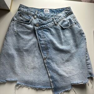 Urban Outfittera BDG Mini Faded Blue Denim Mini Skirt